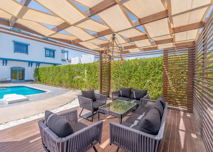 Sahlhasheesh With Heated Pool And Jacuzzi فيلة